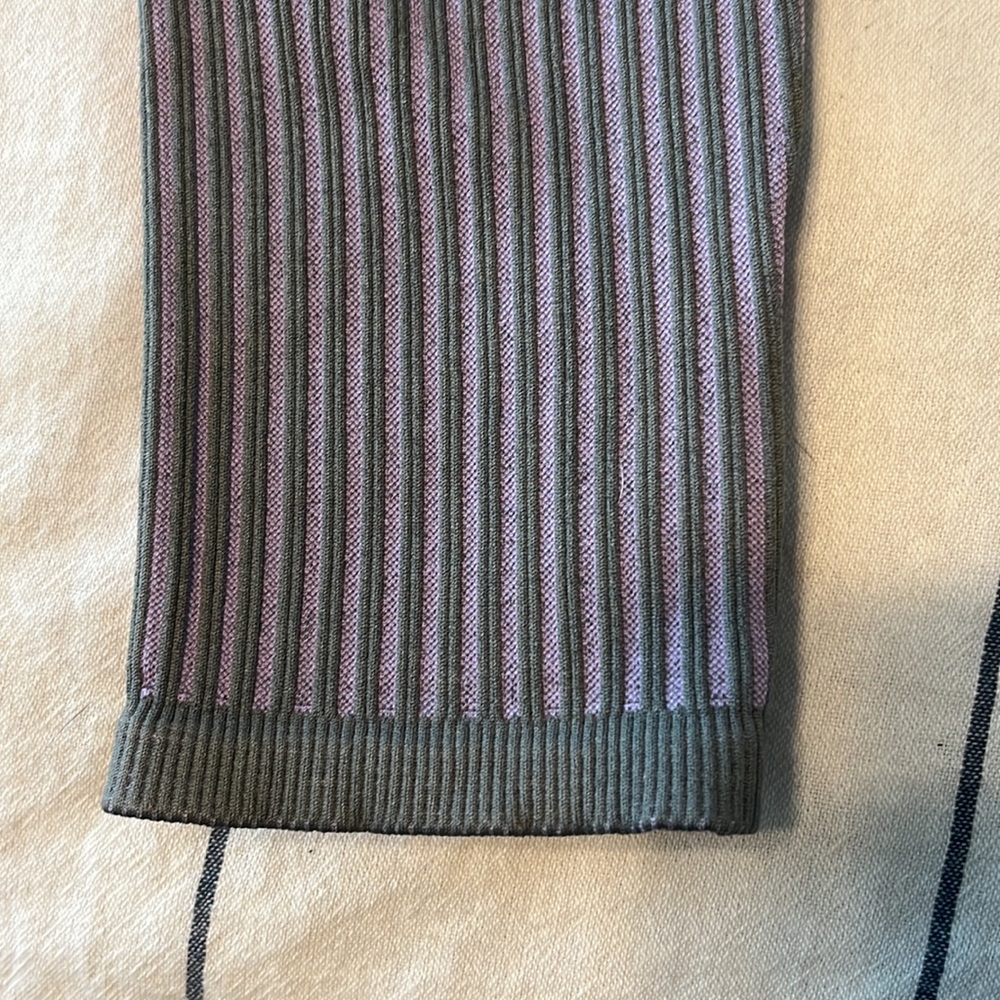 Fabletics Striped Pant - Small - Picture 3 of 3
